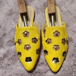 Vibrant Yellow Floral Women's Mules Cute Clear Flower Design